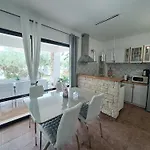 Family-friendly With Swimming Pool Cove Poplat, Korcula - 18258 Apartment *