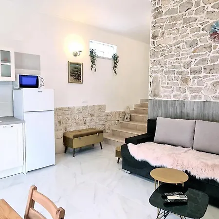 Family Friendly With A Swimming Pool Cove Poplat, Korcula - 18258 Apartment Vela Luka